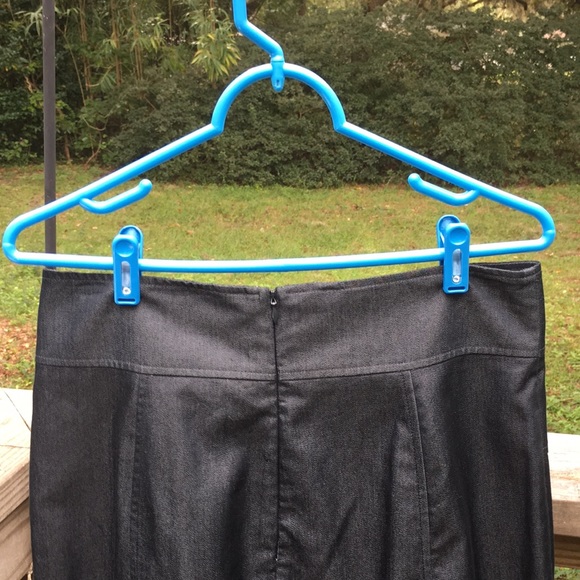 Worthington indigo skirt with leather buckle - Picture 6 of 7